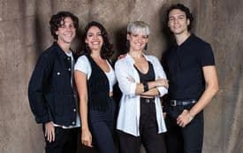 Un gran equipo trabaja a full para estrenar el musical de Sandro el 10 de abril en el Coliseo