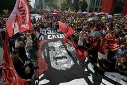 Miles de personas protestan en Brasil contra Bolsonaro y la "ley de los bandidos" que incluye amnistía e inmunidad a legisladores