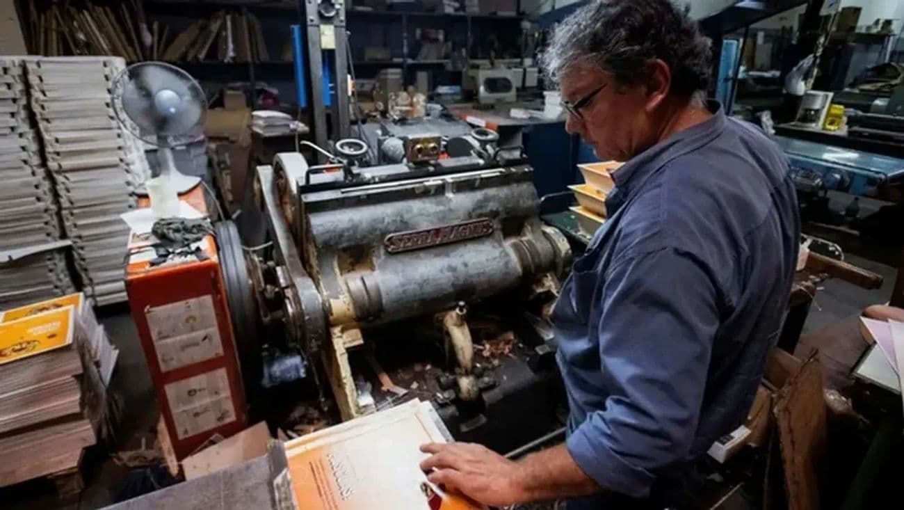 Efecto "serrucho": la actividad económica cayó en abril tras el repunte de marzo, según privados