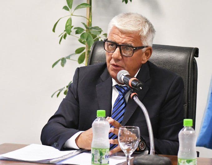 Intendente gana $180 mil y dice: "No voy a donar nada de mi sueldo"