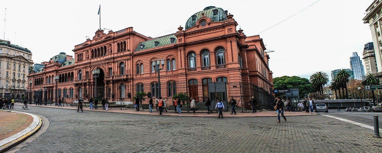 La sociedad muestra mayor madurez que gran parte de la clase política