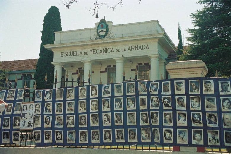 Más de medio centenar de represores pidieron prisión domiciliaria por la pandemia